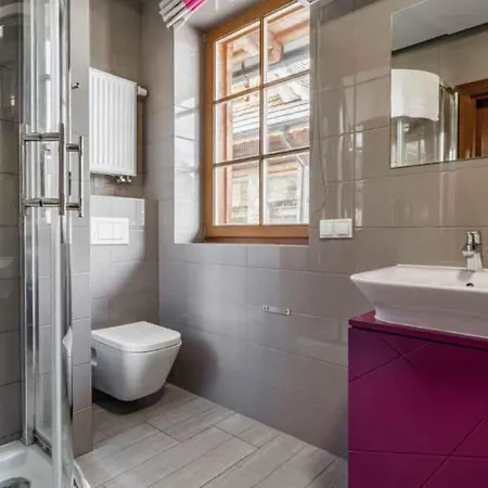 Regle Apartment